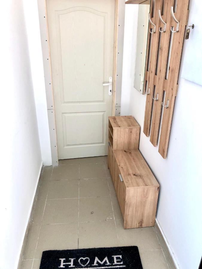 Apartment Tesla Панчево Екстер'єр фото